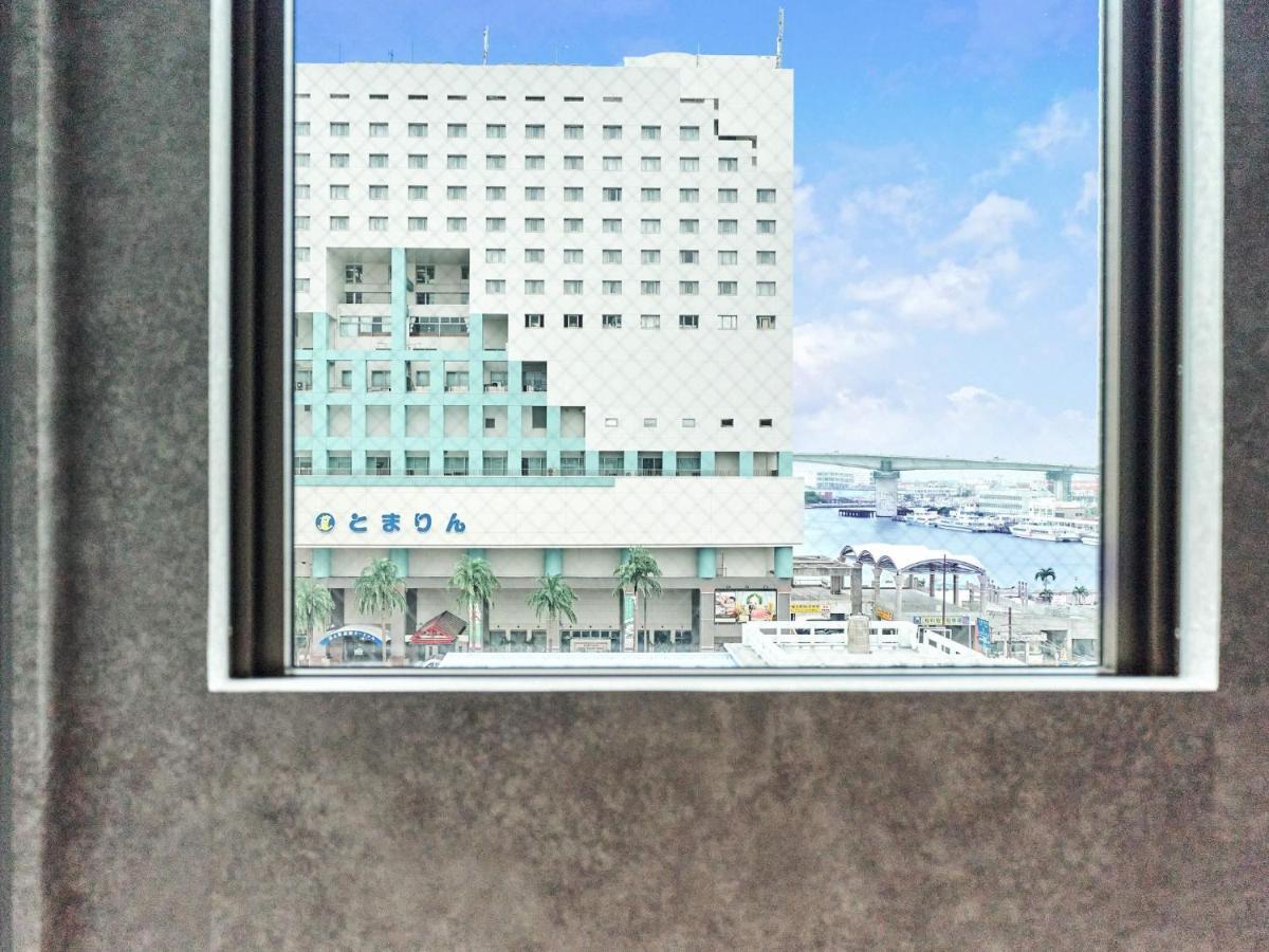 Rakuten Stay Naha-Tomarifuto Bunk Bed Room Exterior photo